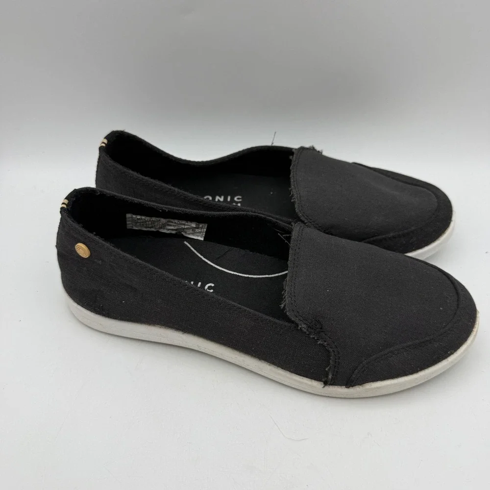 Vionic Beach Manzanita Slip On Sneakers Womens 7.5 Black Canvas Casual Shoes
